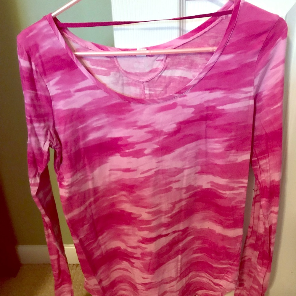 Under armor long sleeve shirt